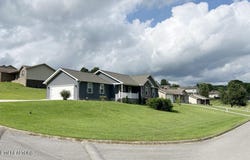 198 Altina Circle, New Tazewell, TN 37825