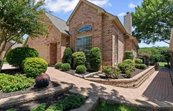 4723 Oak Club Drive, Arlington, TX 76017