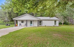 107 Evergreen Church Rd., Seminary, MS 39479