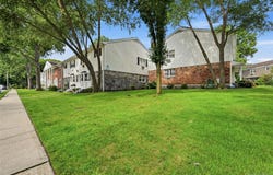 2310 Wilshire Lane, Oakdale, NY 11769