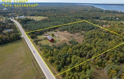 1011 N State Highway M94, Manistique, MI 49854