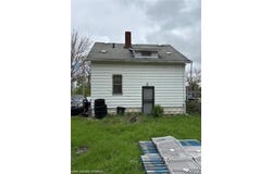 766 E Austin Avenue, Flint, MI 48505