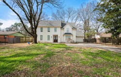 441 WARING Rd, Memphis, TN 38117