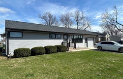 1528 Prince Street, Grinnell, IA 50112