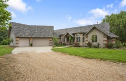121 Stonehaven Drive, Fordland, MO 65652