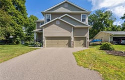 960 Carver Beach Road, Chanhassen, MN 55317