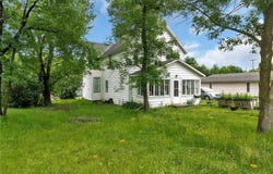 209 Pacific Avenue, Randall, MN 56475