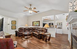 916 Moon Glow Dr, Leander, TX 78641