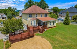 1074 Hickory View Drive, Morristown, TN 37814
