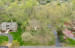 915 GENERAL WAYNE DRIVE, WEST CHESTER, PA 19382