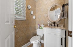 105 Garden Court, Linwood, NJ 08221