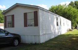 460 1st Street SW, Brewster, OH 44613