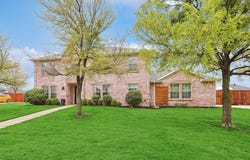 1016 Ridgetop Drive, Justin, TX 76247