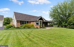 90 N OLD STONEHOUSE ROAD, CARLISLE, PA 17015