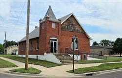 523 N Buckeye Street, Iola, KS 66749