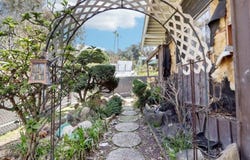 354 Entrada Dr, Santa Monica, CA 90402
