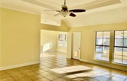 35 DEREK Lane, La Place, LA 70068