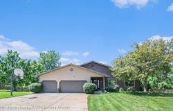 12829 Silver Ridge Drive, Grand Ledge, MI 48837