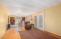 10618 Kaw Drive, Edwardsville, KS 66111