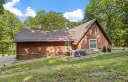 18 Hillcrest Drive, Little Hocking, OH 45742