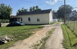 1214 S 5th, Ironton, OH 45638