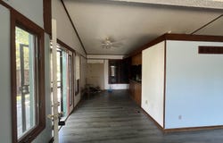980 N Brownthrush Ln, Wichita, KS 67212