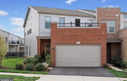 42743 CUMULUS TER, ASHBURN, VA 20148