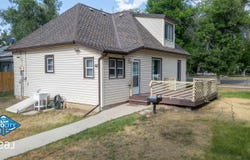 326 S 4th Street, Douglas, WY 82638
