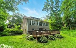 32507 231st Street, Eldora, IA 50627