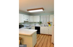 12 STONEWALL CT, MIDDLEBURG, VA 20117