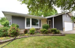 2091 E Spruce Ct, Oak Creek, WI 53154