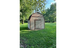 1032 W Pearl Street, Staunton, IL 62088