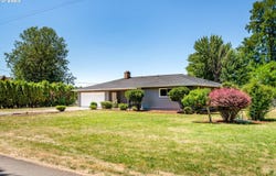 36162 RAILROAD ST, Crabtree, OR 97335