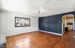 352 River Street, Old Forge, PA 18518