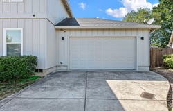 25092 AMBER CT, Veneta, OR 97487