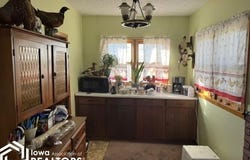 111 E Grand, Exline, IA 52555
