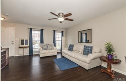 208 Candice Way, St Peters, MO 63376