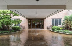 5200 Three Village Drive unit: Llb, Lyndhurst, OH 44124