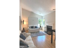 11743 SUMMERCHASE Circle, RESTON, VA 20194