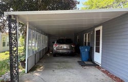 2912 Nightingale St, Rochester Hills, MI 48309