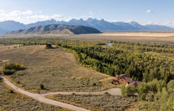 6030 HIGHLANDS DRIVE Loop, Kelly, WY 83011