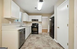 3045 Wildflower, Snellville, GA 30039
