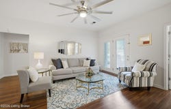 10200 Deer Vista Dr, Louisville, KY 40291