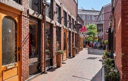 90 Fleet Street, Portsmouth, NH 03801