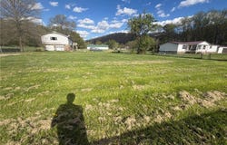 208 Maple Street, Hamlin, WV 25523