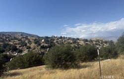 2350&2352 Sweetwater Dr, Lake Isabella, CA 93240