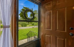 128 Spring Road, North Haven, CT 06473