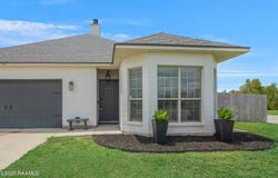 121 Windy Field Drive, Rayne, LA 70578