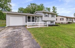 6405 N Indiana Avenue, Gladstone, MO 64119
