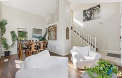 300 Lodgepole Ct, Martinez, CA 94553